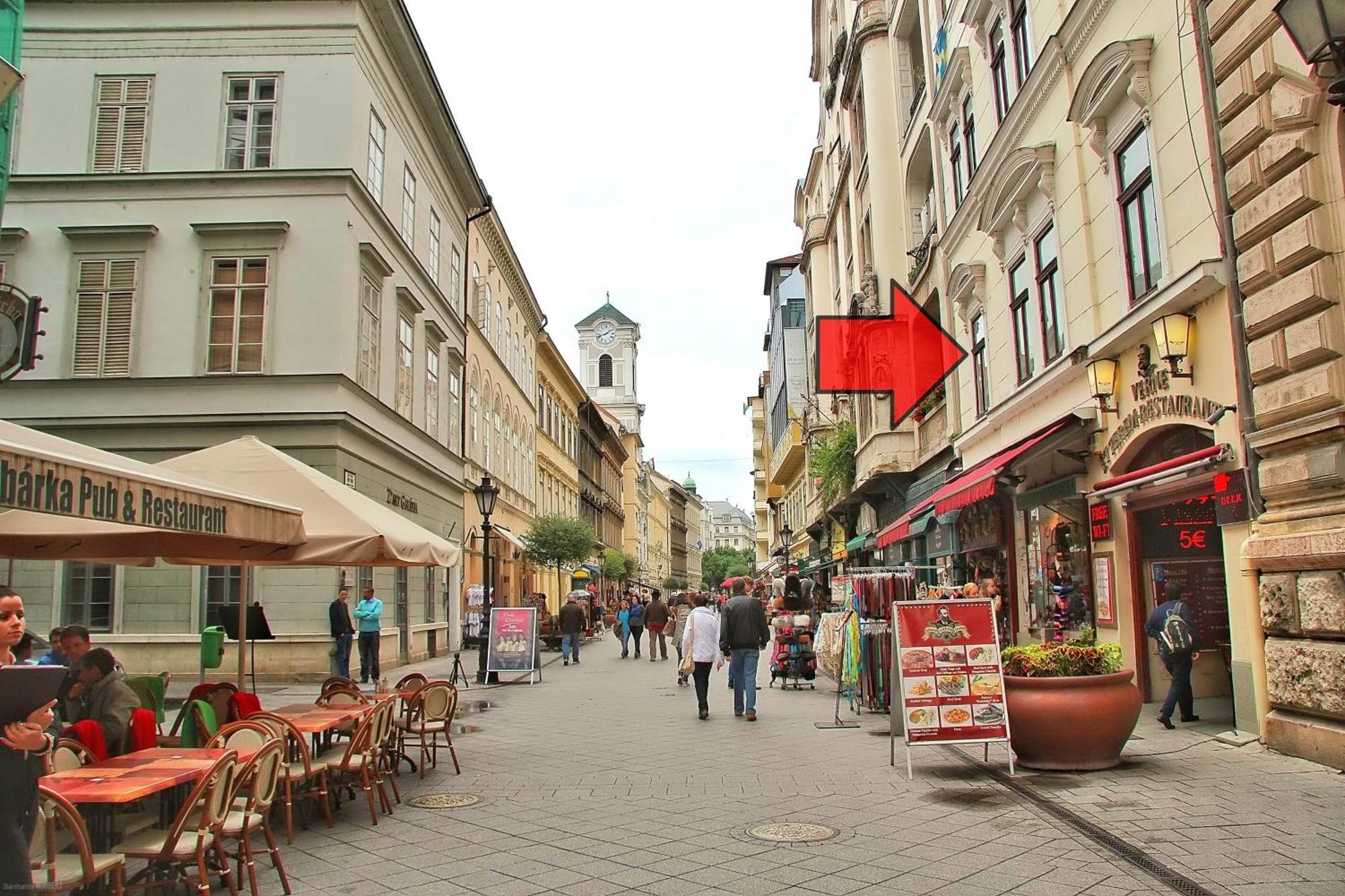 Vaci Deluxe * Budapest